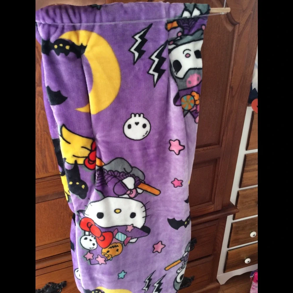Hello kitty  blanket